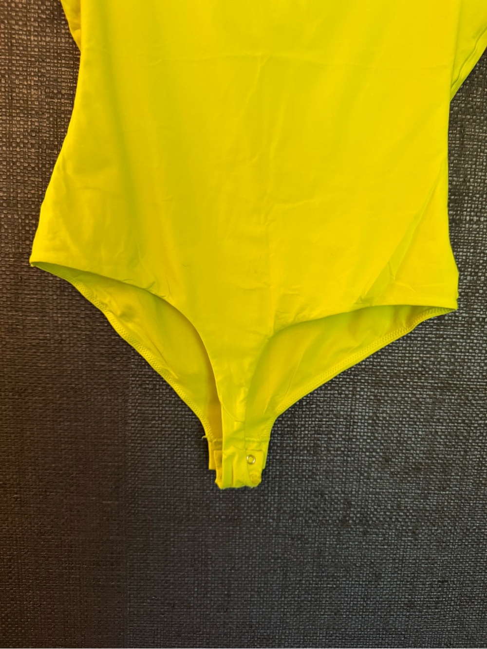 SKIMS Neon Green Chartreuse Sleeveless High Neck Bodysuit Size L - Picture 5 of 5